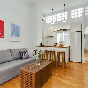 https://del-parque-flats-letran.hotelsinnerja.org