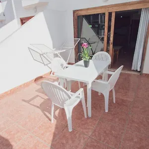 https://montecarlo-apartamento40.in-canary-islands.com